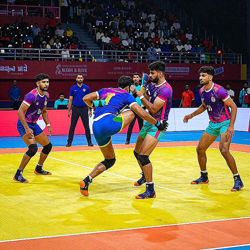 বার্নিং কাবাডি থেকে নাগোয়া: জাপানের অ্যামেচার বিপ্লব আর তার কাঁচের ছাদ